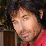 Makeup Artist & Hair Stylist For Headshots